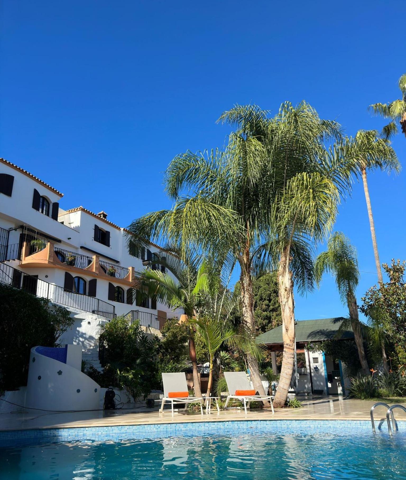 La Pina Verde Estepona Luaran gambar